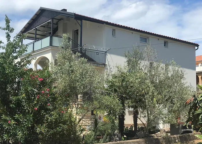 Lovely Sea View House 2 In Malinska Island Krk